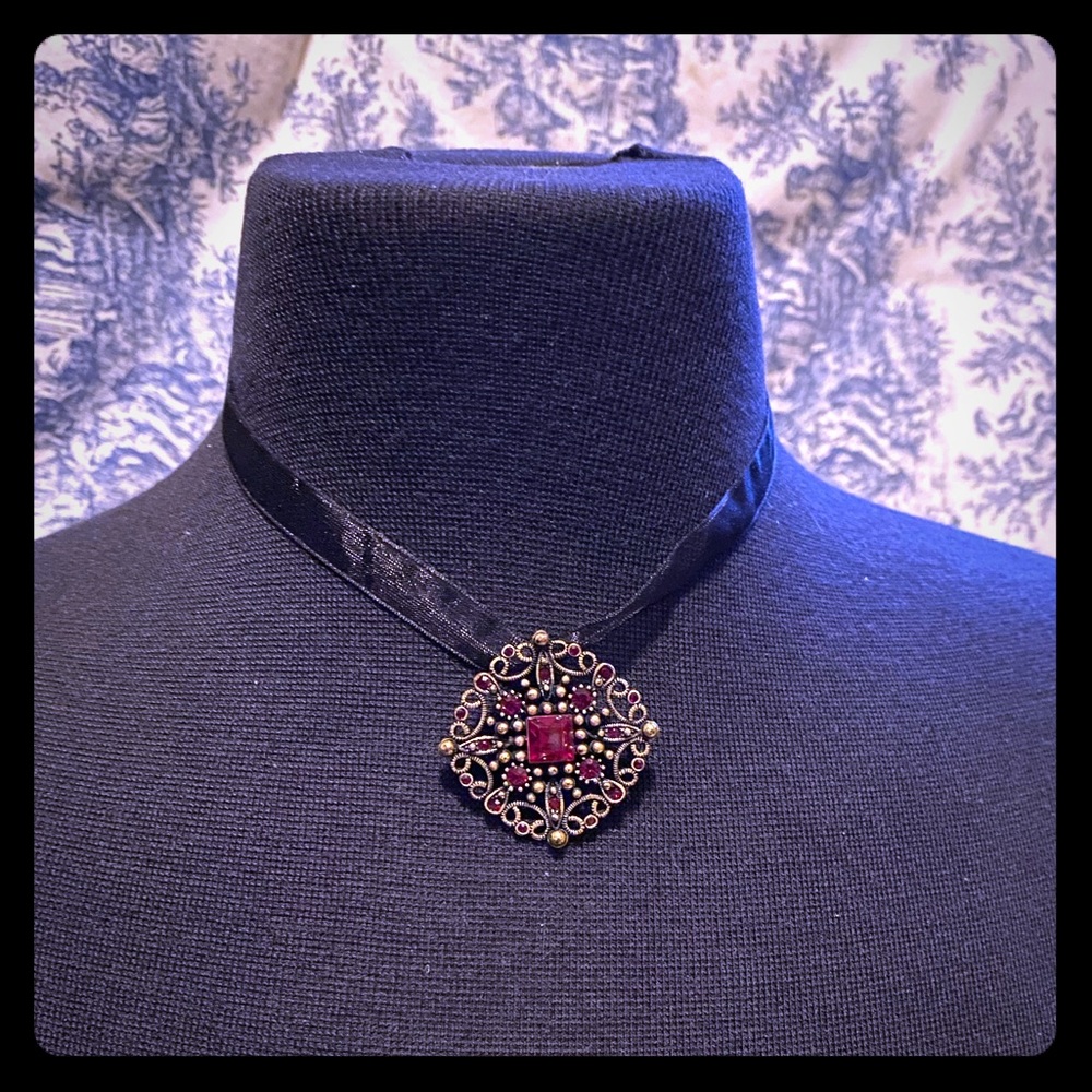 Gothic Choker